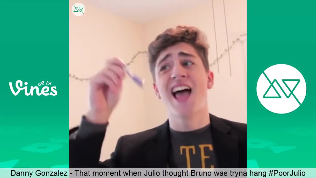 Danny Gonzalez Vine - Sign the check