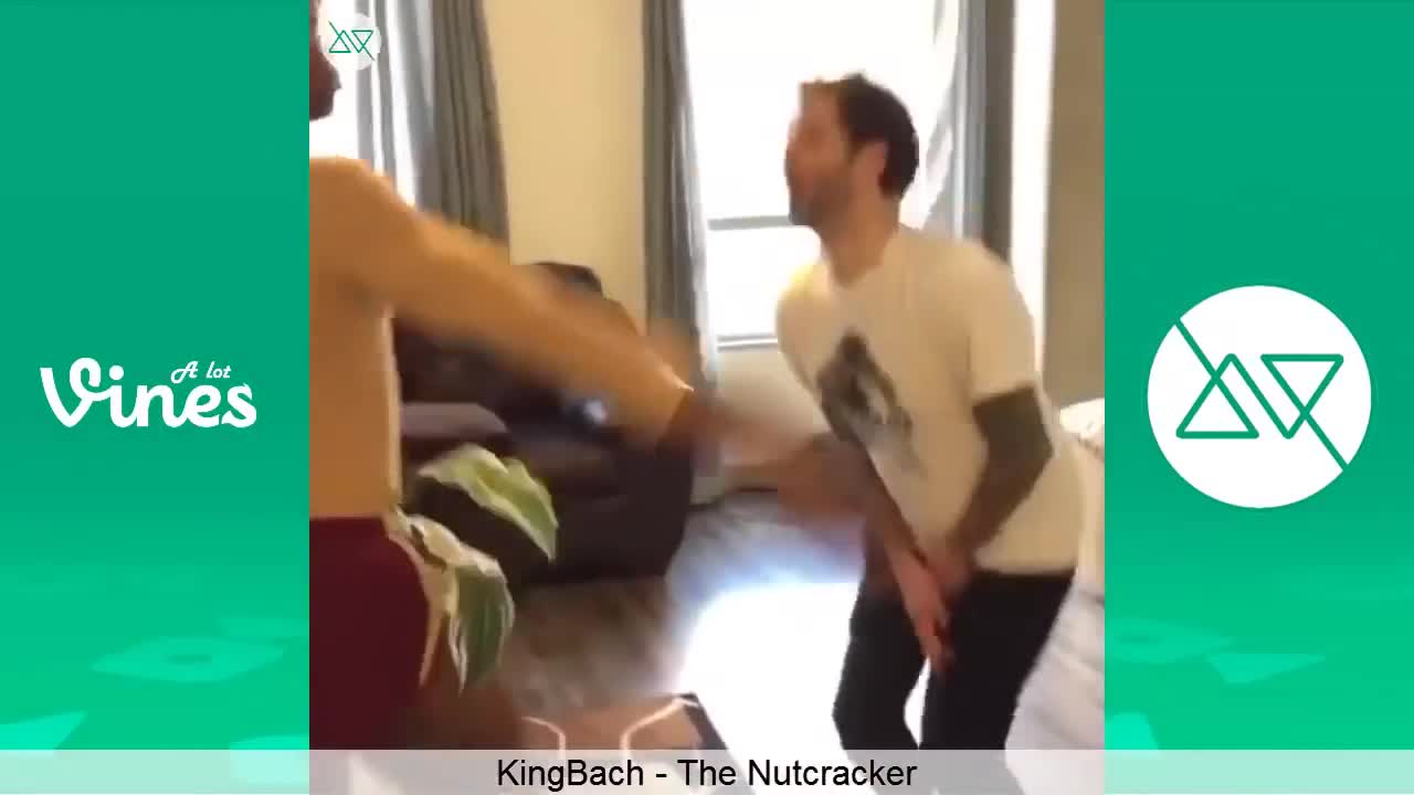 Kingbach Vine Nutcracker